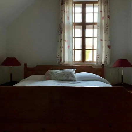 Bed & Boats 2*