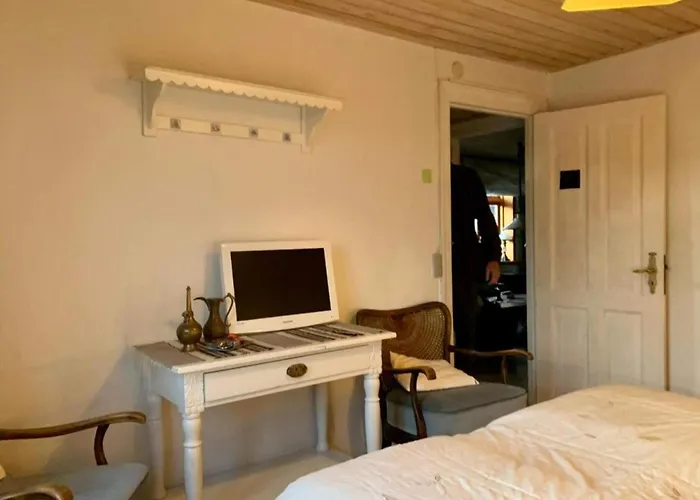 Captain House In